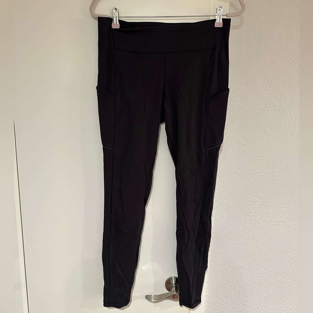 Lululemon women’s leggings size 10